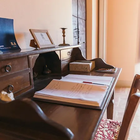 Bed & Breakfast A Palazzo Pergola