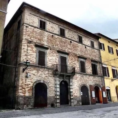 A Palazzo Nocleg ze śniadaniem 3*